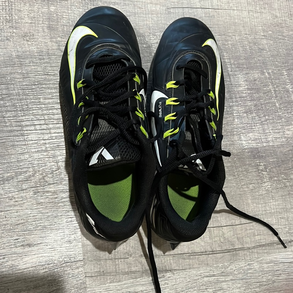 Nike football shoes black size 8.5